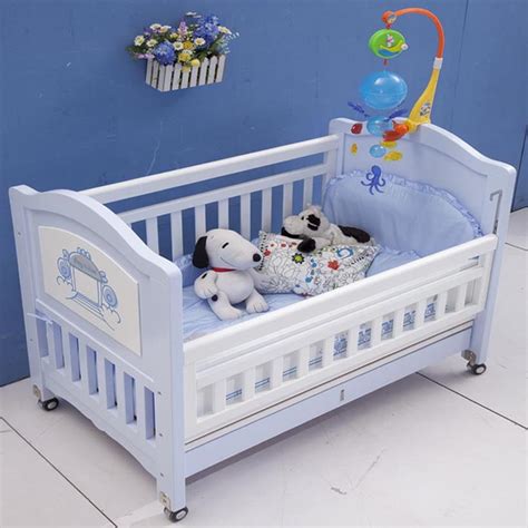 سرير الأطفال حديثي الولادة
